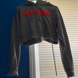 Cropped hoodie